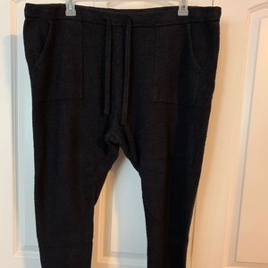 Barefoot Dreams cozychic lite jogger pant